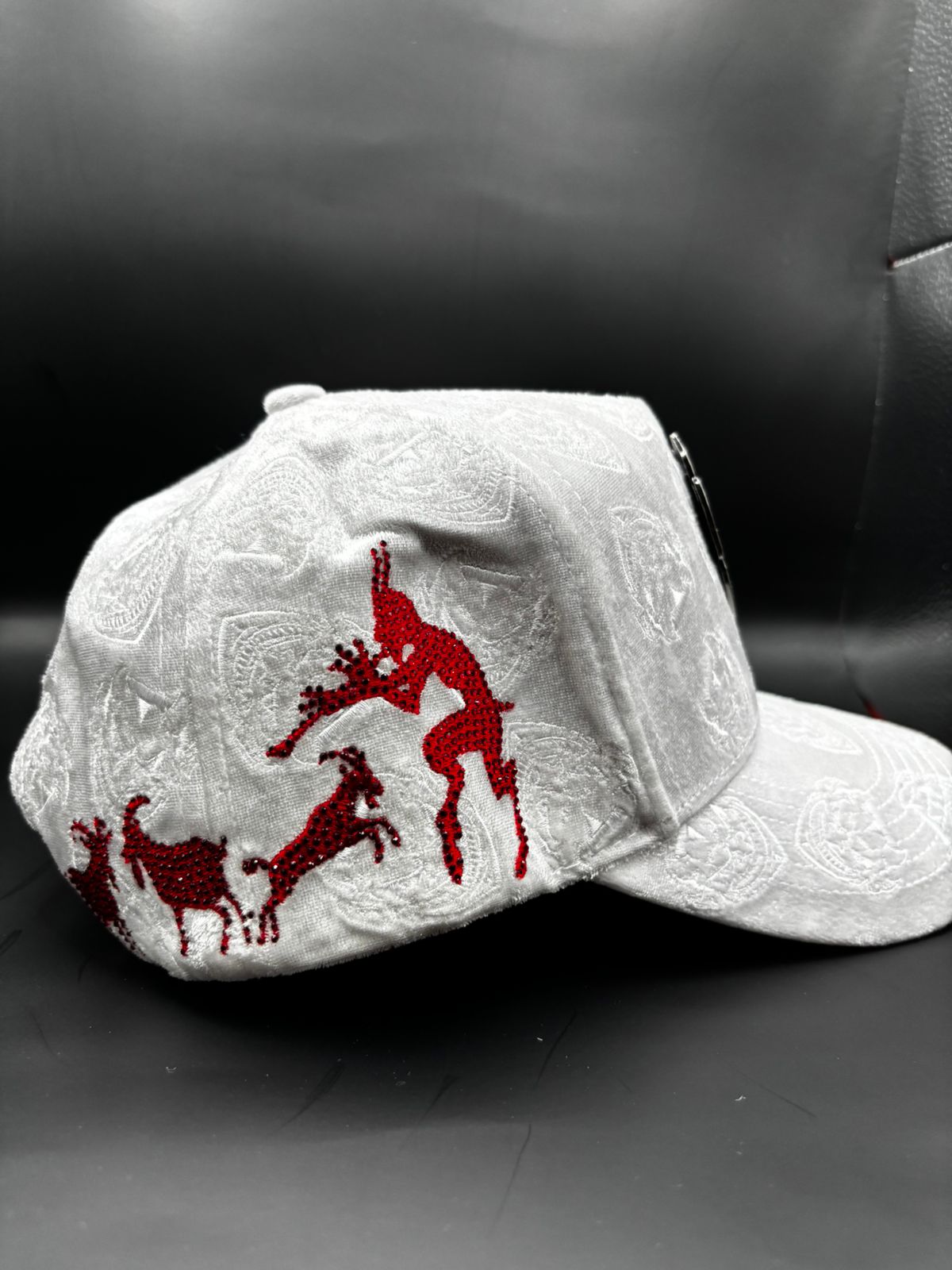 Chucky Hats  Blanca